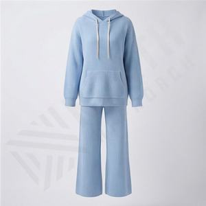 Conjunto Deportivo Informal Personalizado, 100% Algodón, Sudadera Corta de Punto, Pantalones Anchos, Conjunto de Dos Piezas para Mujer, Ropa Deportiva para Gimnasio y Correr - Product Image 1