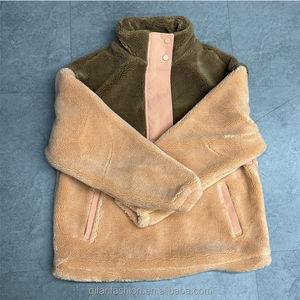 Jersey con capucha de manga larga para hombre con capucha diseñado para ser suave y cómodo para fitness y uso de viaje - Product Image 1