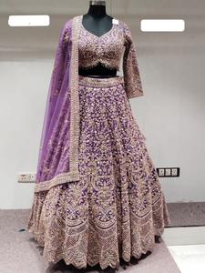 Robe élégante en georgette brodée pour femme, parfaite pour les fêtes traditionnelles, les réceptions et les célébrations festives - Product Image 4