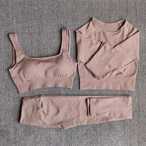 Traje de Yoga de 2 piezas de estiramiento activo para mujer, Sujetador deportivo transpirable, pantalones cortos para correr, ropa de entrenamiento para mujer - Product Image 2