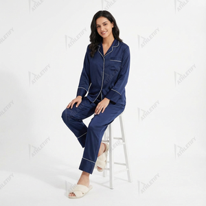 Conjunto de Pijama Elegante de Satén para Verano, Fabricación Personalizada, Azul Marino, Cómodo, Cintura Elástica, Top y Pantalones Cortos Suaves para Mujer - Product Image 1