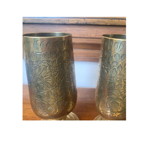 Vase Moderne en Métal Doré – Support Floral Décoratif Élégant pour la Décoration Intérieure, Table à Manger et Présentation Contemporaine dans le Salon - Product Image 3