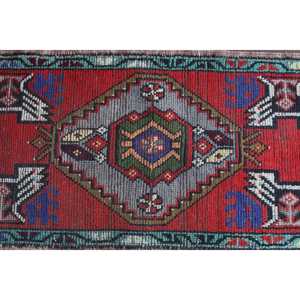 พรมวินเทจขนาด 1.5x3.1 ฟุต พรมตุรกีขนาดเล็ก พรมลายดอกไม้สีแดง - Product Image 4