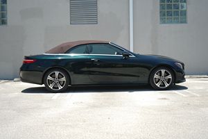 Mercedes-Benz E 400 Cabriolet 2018 d'occasion, excellent état, prêt à être expédié - Product Image 2