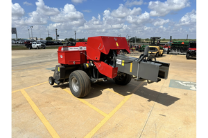 New Wholesale High Productivity 2024 Massey Ferguson 1842S Small Square Hay <b>Baler</b> Agricultural Machinery & Equipment for sale - Product Image 6