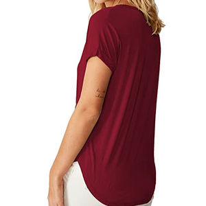 T-shirt décontracté pour femme, col en V, manches courtes, 100 % coton, teinture unie, personnalisable, vente en gros - Product Image 1