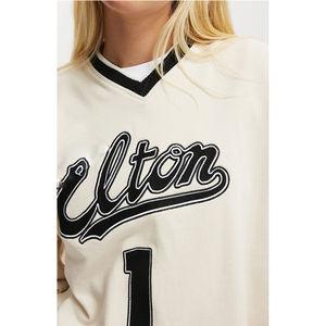 เสื้อสเวตเชิ้ตผู้หญิง แขนยาว คอวี ทรงหลวม พิมพ์ลายตามสั่ง ปักตัวอักษร สไตล์ลำลอง - Product Image 4