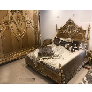 Mobilier de chambre à coucher moderne Royal Maharaja finition dorée ensemble de canapés 7 places sculptés à la main - Product Image 1