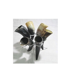 Cuerno Vikingo para Beber de Cuerno de Búfalo Natural con Soporte de Cuero Pulido y Base Metálica, Diseño Animal Religioso Ecológico - Product Image 5