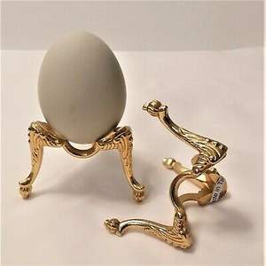 Support de porte-oeufs élégant en bois fini naturel en forme d'oeuf support de porte-oeufs moderne de haute qualité pour la maison boulangerie cuisine utilisation - Product Image 4