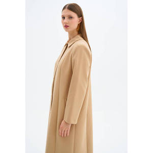 Manteau classique en tissu camel pour l'automne - Product Image 2