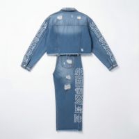 Veste en jean déchiré écologique à col carré pour femme, coupe courte, et jean large à jambe courte – Mode urbaine streetwear haut de gamme