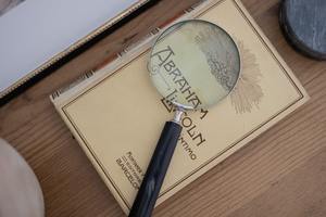 Loupe à main indienne en bois faite à la main avec incrustation d'os en métal et corne Loupes de catégorie d'outre-mer - Product Image 2