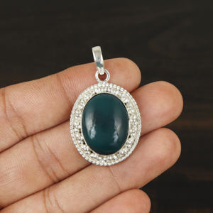 จี้เงิน925แฟชั่นวินเทจเครื่องประดับโอนิกซ์สีเขียวทำด้วยมือสำหรับผู้หญิงของขวัญแต่งงานสุดอินเทรนด์ที่สมบูรณ์แบบสำหรับเธอ - Product Image 1