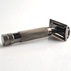 Rasoir de sécurité à double tranchant, manche en acier inoxydable, pour usage en salon de coiffure, outil de rasage du visage pour homme - Product Image 2