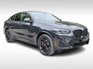 B-M-W X-4 x-Drive-30i 2025 avec faible kilométrage et prix abordable en stock prêt à être expédié - Product Image 2