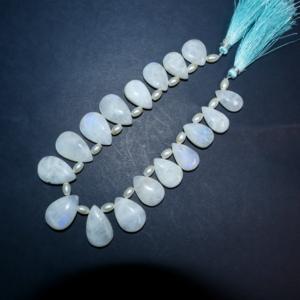 Collier avec pendentif en pierre de lune blanche naturelle, forme poire, cabochon, fabrication de bijoux - Product Image 1