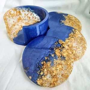 Ensemble de sous-verres en bois faits à la main Accents de paillettes florales séchées Tapis époxy modernes-Couleurs/tailles personnalisables pour cadeau de table élégant - Product Image 5