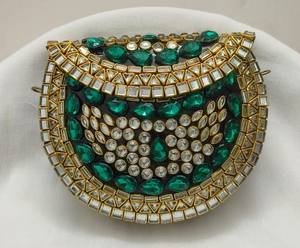 Fermeture à rabat de conception indienne traditionnelle métallique faite à la main pliable Durable Portable doublure en soie sangle unique pour femmes - Product Image 4