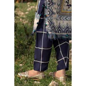 ชุดสูทผ้าลอนปักลายพิมพ์ 3 ชิ้น แบบยังไม่เย็บติดกัน พร้อมผ้าคลุมไหล่พิมพ์ลาย CL-52558 - Product Image 4