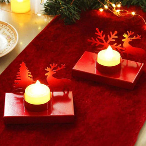 Winter Wonderland: Bougeoir d'arbre de Noël Renne Radiance Bougeoir d'arbre de renne - Product Image 1