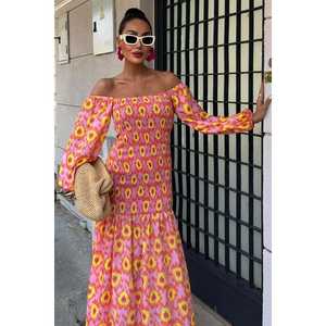 Vestido con Escote Estilo Madonna 2746 con Detalle de Gipe, Cintura Natural, Diseño Transpirable - Product Image 4