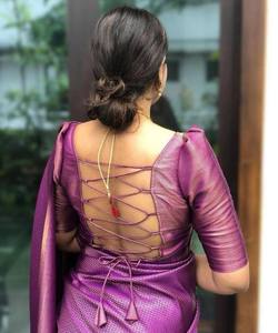 DERNIÈRE SOIE DOUCE LICHI JACQUARD TRAVAIL SAREE AVEC BLOUSE NON COUCHÉE VÊTEMENT DÉCONTRACTÉ PRIX DE GROS VÊTEMENT ETHNIQUE VIN - Product Image 2