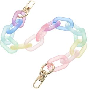 Collier à maillons en résine noire épaisse - Bijoux bohème gothique à gros maillons en acrylique surdimensionnés, finition marbrée mate - Product Image 4