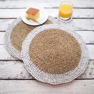Wholesaler Natural Seagrass <b>Woven</b> Table Mat Exquisite Design Kitchen Household Item for Wedding Parties and Restaurants - Product Image 1