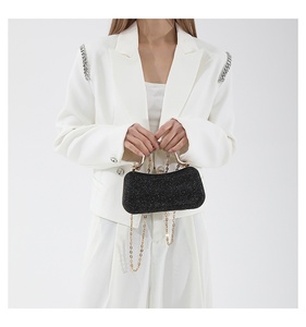 <span class=keywords><strong>Mini</strong></span> sacs à bandoulière en tweed avec chaîne dorée détachable, petit <span class=keywords><strong>sac</strong></span> à main <span class=keywords><strong>de</strong></span> <span class=keywords><strong>luxe</strong></span> vintage pour femmes, pour fêtes, mariages, usage quotidien - Product Image 4