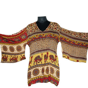 Diseñador de moda Rayon Crepe Top Short Party Wear Camiseta con mangas sin mangas Top Tela de calidad de exportación - Product Image 1