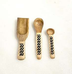 Ustensiles de cuisine en bois naturel, petites cuillères, cuillères à épices et condiments, mini-cuillères doseuses, finition miroir, durables et écologiques - Product Image 2