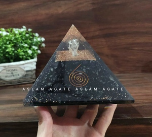 Pyramide génératrice d'énergie de guérison de haute qualité/points de crayon pyramide Orgonite Tourmaline noire avec Logo salomon Star