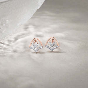 ต่างหูเพชรทรงสปาร์ค โซลสทิซ - Product Image 1