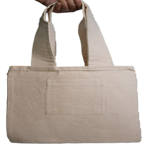 กระเป๋าผ้าฝ้ายออร์แกนิคคุณภาพสูงแบบกำหนดเอง รีไซเคิลได้ พร้อมหูหิ้วยาวถึงไหล่ พิมพ์ลายซิลค์สกรีน เป็นมิตรกับสิ่งแวดล้อม เหมาะสำหรับผู้หญิงใช้ในชีวิตประจำวัน - Product Image 2