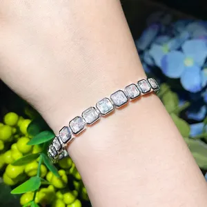 Hermosa pulsera de diamantes de moissanita corte Asscher blanco excelente corte VVS regalo de joyería personalizado para ella - Product Image 4