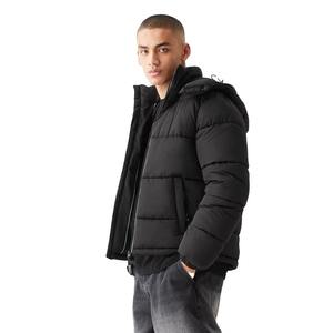 Veste matelassée à capuche de haute qualité sur mesure pour hommes, super douce avec col montant et poches latérales, vestes à bulles en gros - Product Image 4