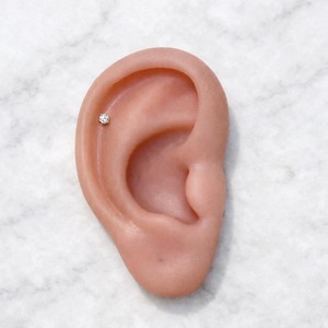 Pendientes de Diamantes Redondos Incoloros de Corte Realista, 0.50 Ct D VVS, Diamantes Cultivados en Laboratorio en Oro de 14K, para Uso Diario, Regalo - Product Image 2