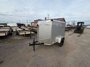 8x4 Apache Sports Box <b>Trailer</b> GVW 750KG 2xtone grey/blue lightweight <b>cargo</b> <b>trailer</b> with lockable box for sale 8x4 Apache Sports - Product Image 4