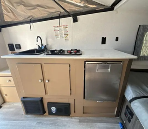 DESCUENTO S-C Usado 2022- Coachmen Classipper Express 1-2.0-T-D - Remolque listo para la venta - Product Image 6