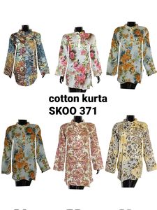 SK NOOR and SONS PRESENTS Patrón floral Diseñador Señoras Top Tela de algodón Calidad de exportación transpirable con decoración de botones - Product Image 2