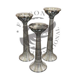 Bougeoir en métal doré au design torsadé pour l'éclairage de table de la maison et de l'hôtel et la décoration de Noël Support votif - Product Image 5