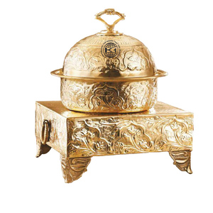 Plato de frotamiento de acero inoxidable de color dorado con un calentador de alimentos, plato de frotamiento de buffet de hotel, frotamiento de buffet elegante de acero inoxidable - Product Image 1