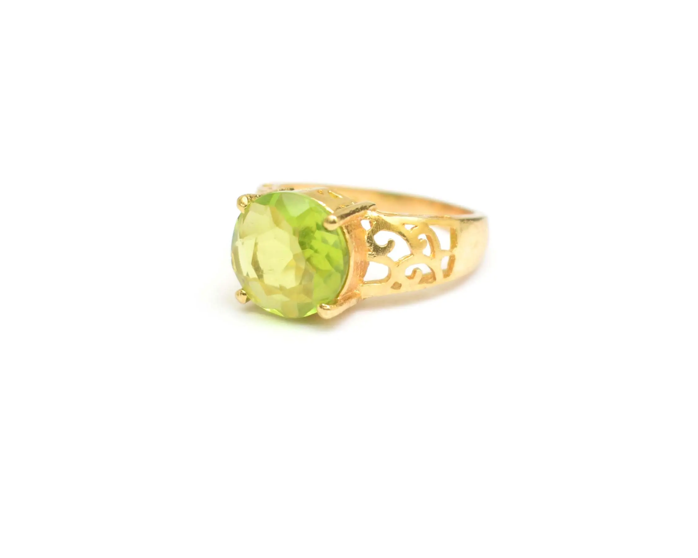 पुरुषों की फैशन सगाई की अंगूठी के लिए मल्टी जेमस्टोन ज्वेलरी गोल आकार की गोल्ड प्लेटेड सर्वश्रेष्ठ वेलेंटाइन उपहार