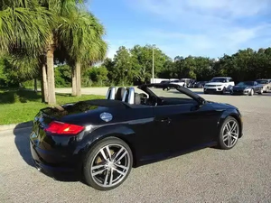 Audi T.T. Convertible 2024 Usado, Volante a la Izquierda, Asientos de Cuero, 5 Plazas, Faros de Xenón, Pantalla Táctil, Cámara Trasera - Product Image 5