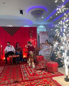 Décoration de siège oriental de salon au henné - Product Image 2