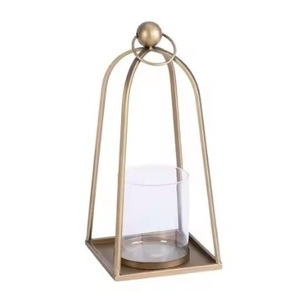 Lanterne décorative en métal et verre, dernière tendance pour la décoration intérieure, lanterne en fer de haute qualité pour la décoration de table et suspendue. - Product Image 1
