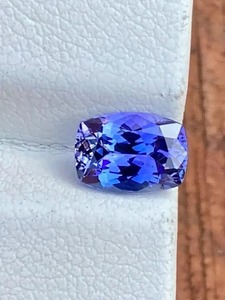 AA + Blue Tanzanite Natural Faceted Asscher Cut Loupe Superbe pierre précieuse en vrac Propre et belle - Product Image 2