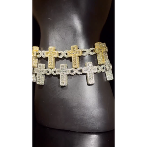 Brazalete Infinito Blazing Cross con Moissanita y Engaste Pavé, Plata 925, Lujo Unisex para Uso Diario - Product Image 6