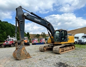 Excavadora sobre orugas de alta calidad Deere 210G con cabina cerrada auxiliar hidráulica y cubo de dientes GP 24 horas de servicio al cliente - Product Image 2